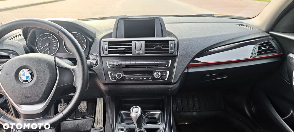 BMW Seria 1 116i Sport Line - 10