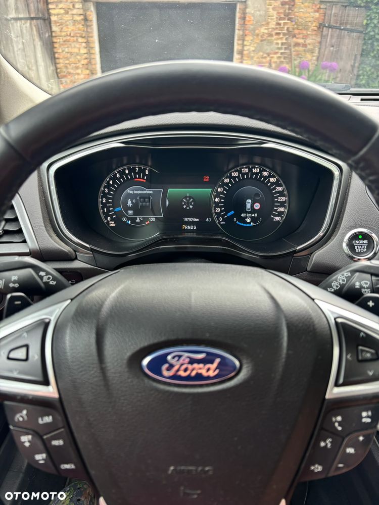 Ford Mondeo 2.0 EcoBoost Titanium - 10