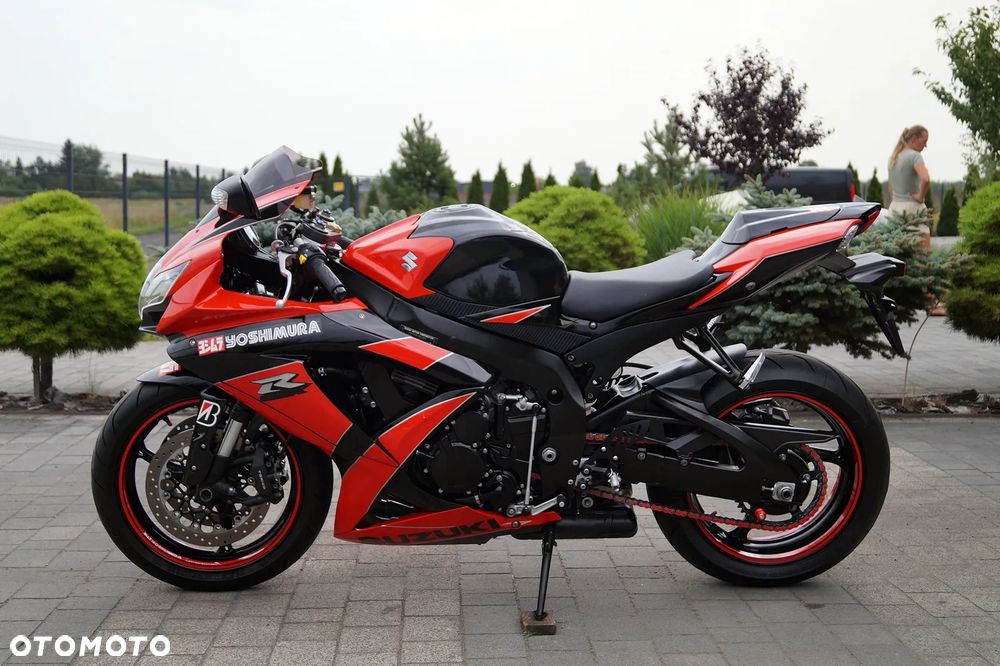 Suzuki GSX-R - 7