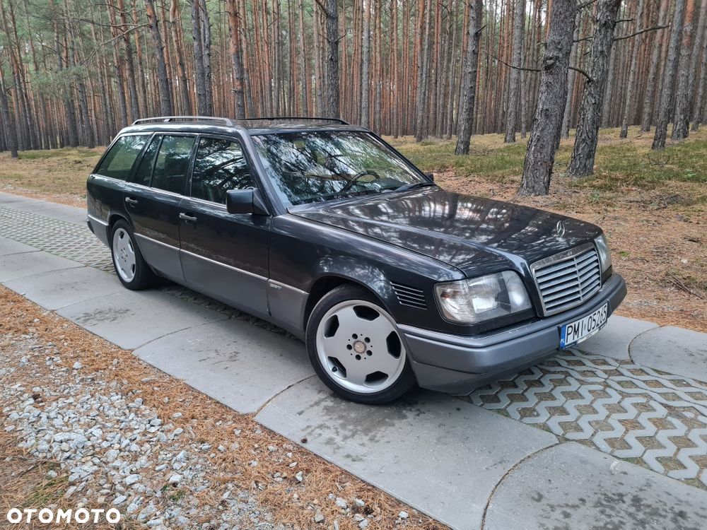 Mercedes-Benz W124