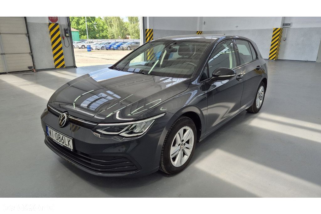 Volkswagen Golf - 1