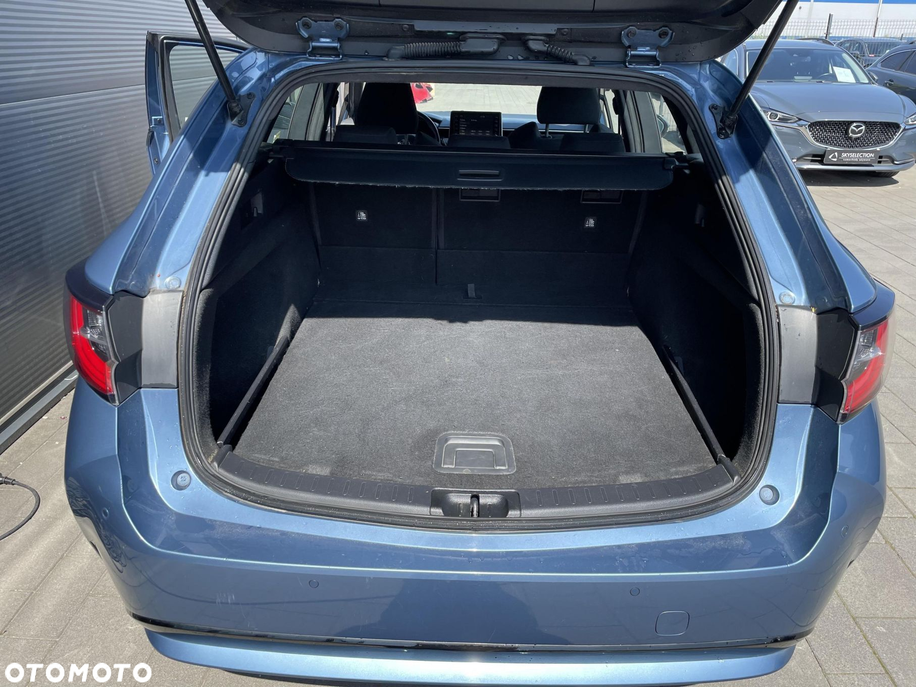 Toyota Corolla - 17