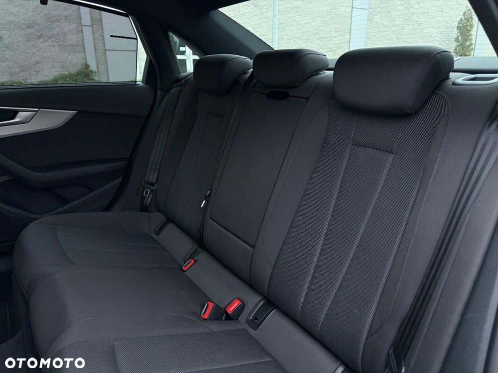 Audi A4 Limousine - 24
