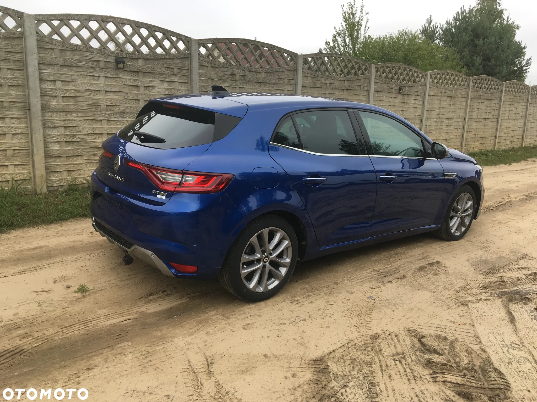 Renault Megane ENERGY dCi 110 GT LINE - 4