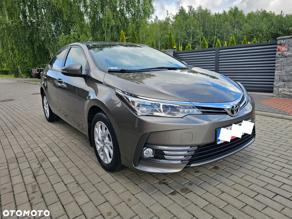 Toyota Corolla 1.6 Comfort - 19