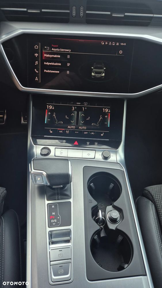 Audi A6 Avant 55 TFSI e quattro S tronic sport - 34