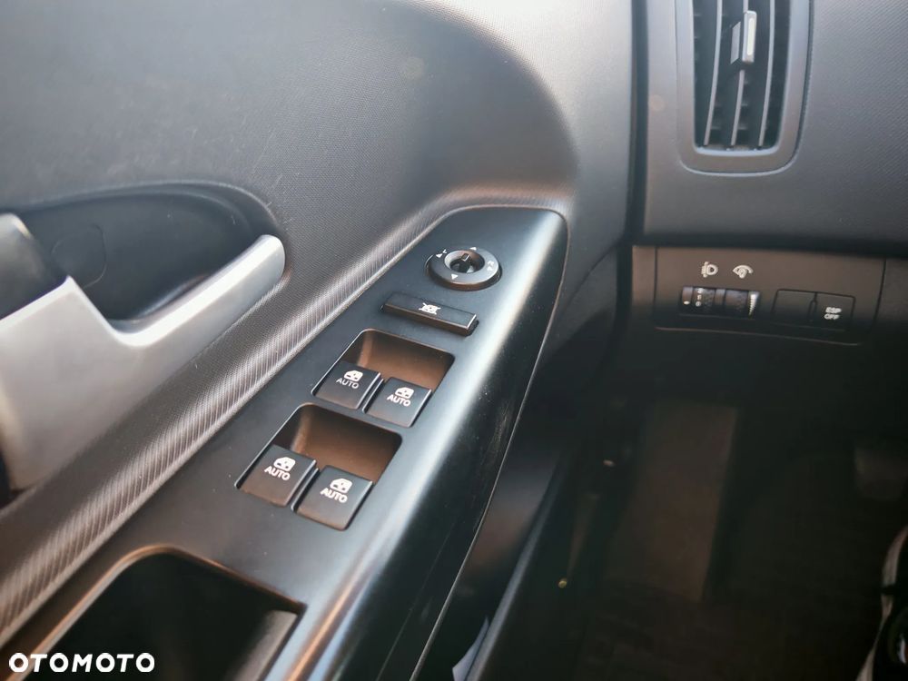 Kia Ceed 1.6 Crdi Comfort - 33