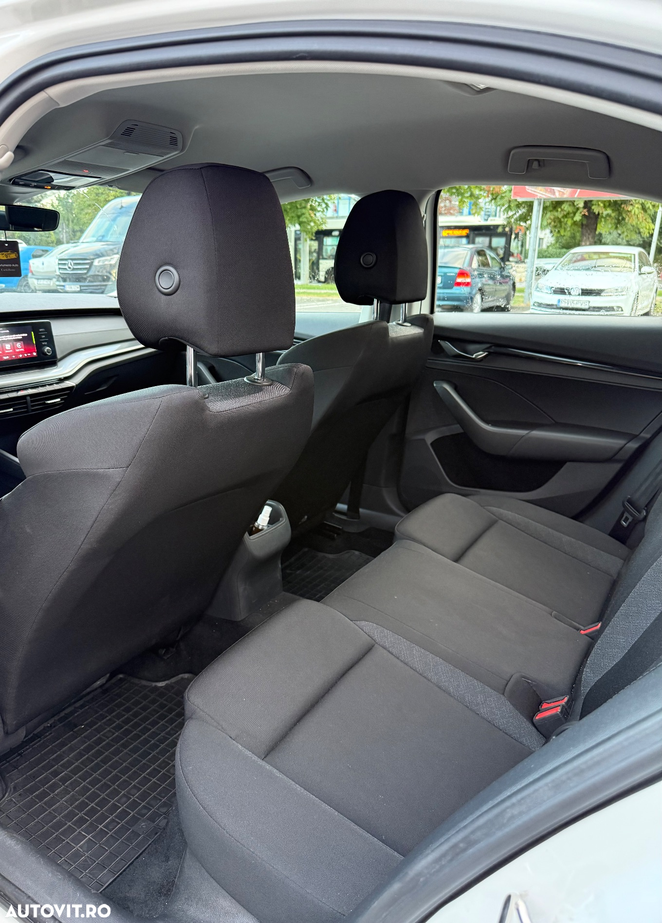 Skoda Octavia 2.0 TDI Ambition - 6