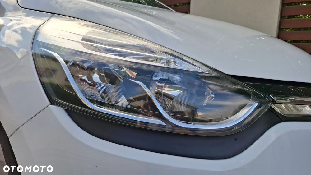 Renault Clio 0.9 Energy TCe Limited EU6 - 8