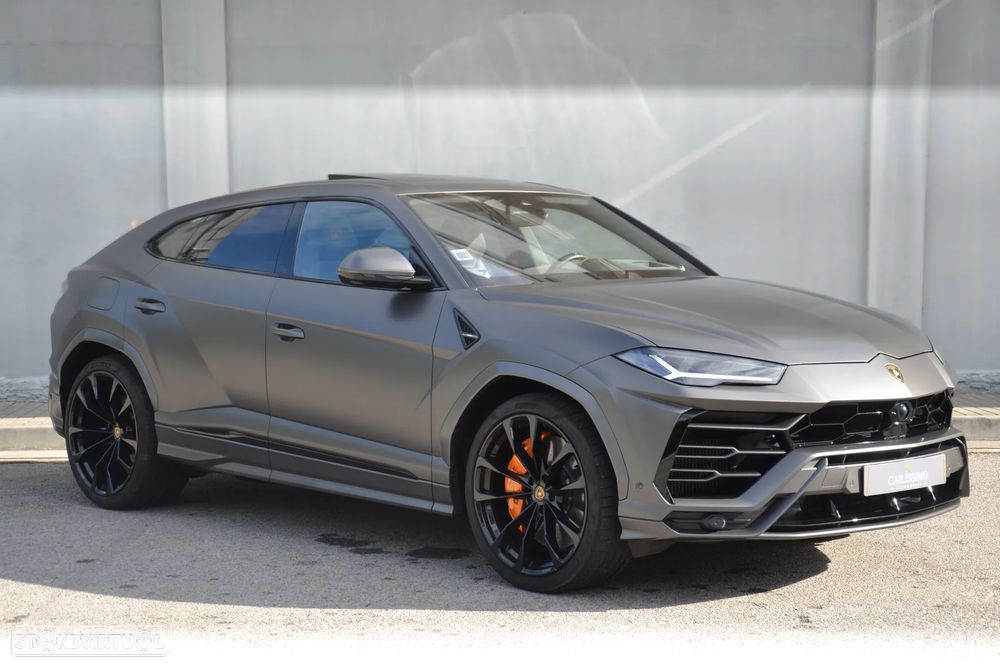 Lamborghini Urus 4.0 V8 - 8