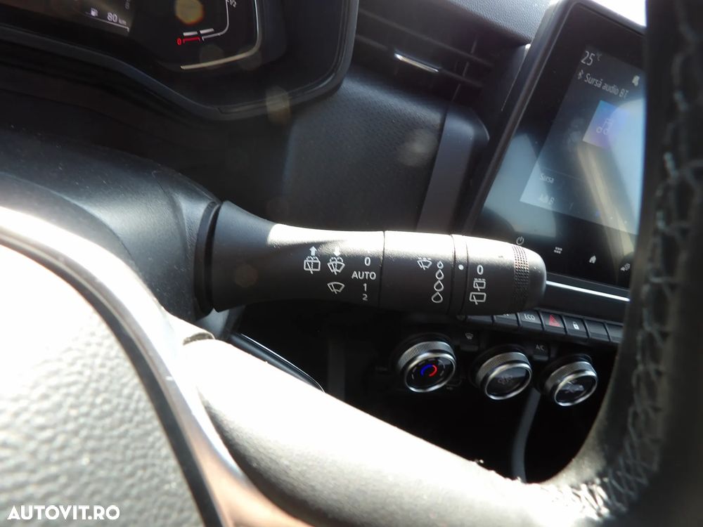 Renault Clio - 16