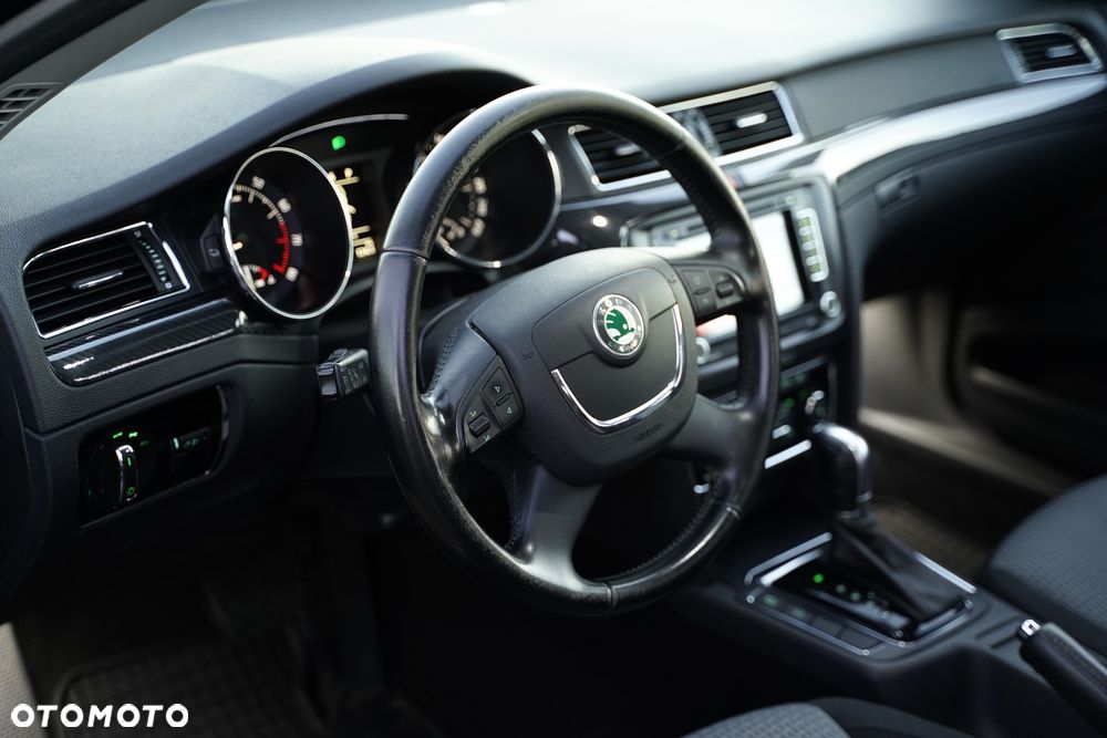 Skoda Superb 2.0 TSI DSG Ambition - 14