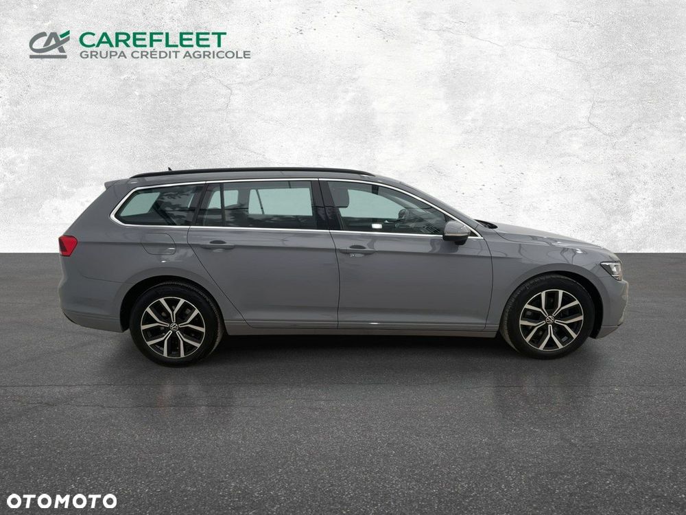 Volkswagen Passat - 5