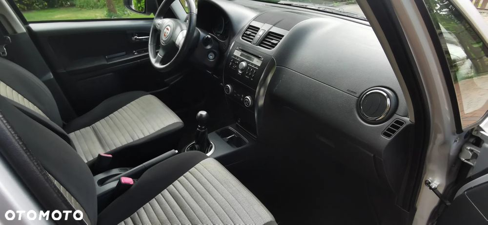 Fiat Sedici 1.6 16V 4x4 Lounge - 12