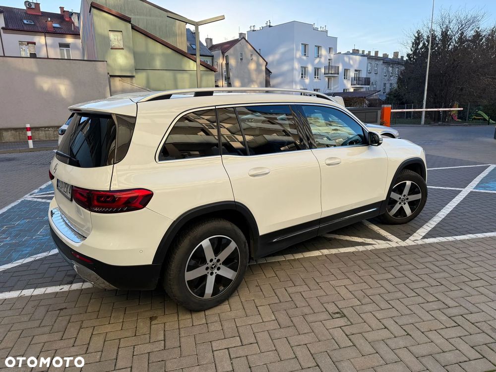 Mercedes-Benz GLB 200 d 4Matic 8G-DCT - 5