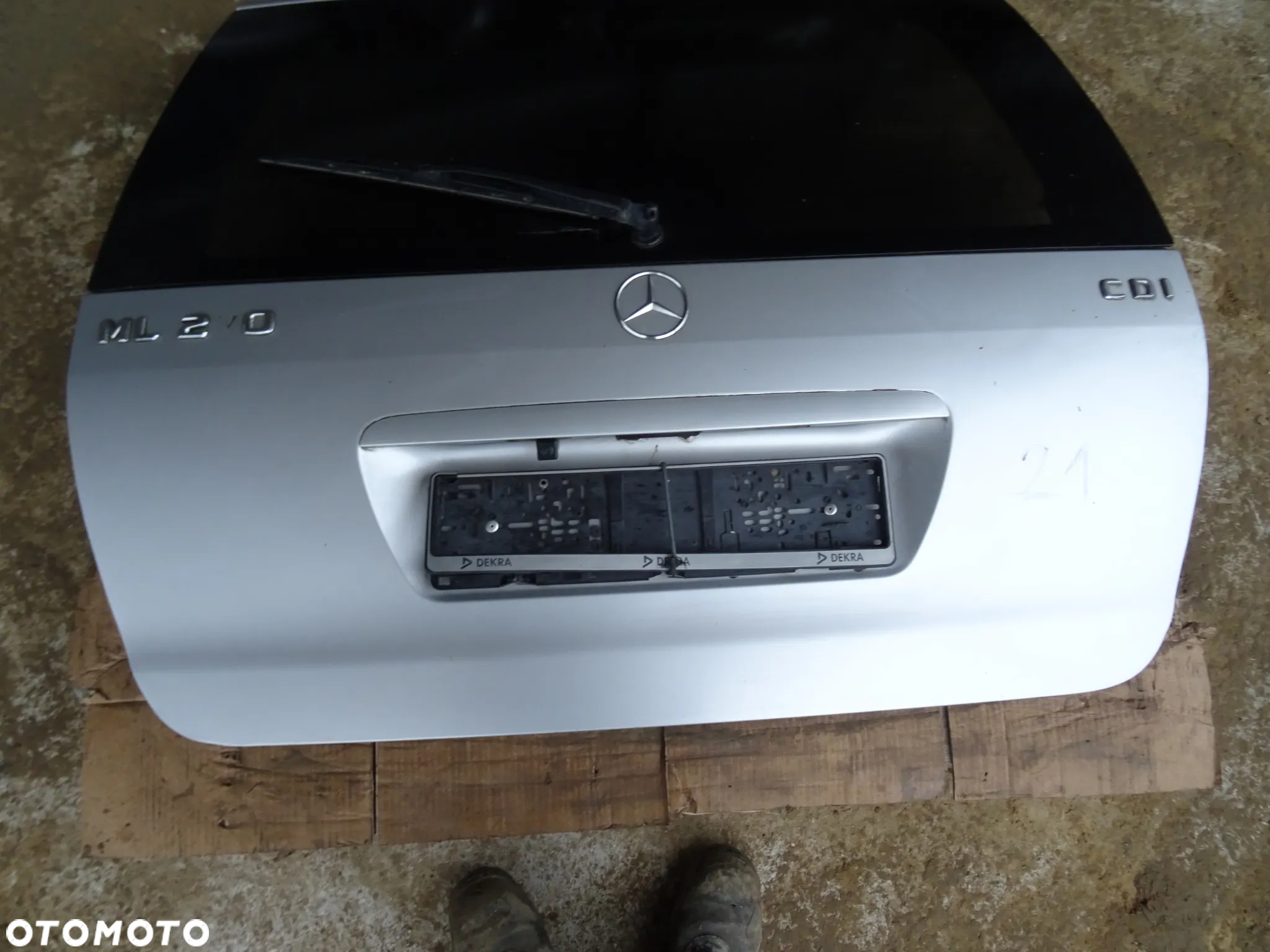 Klapa Bagażnika Mercedes ML W163 2000 744 (Goła) - 2