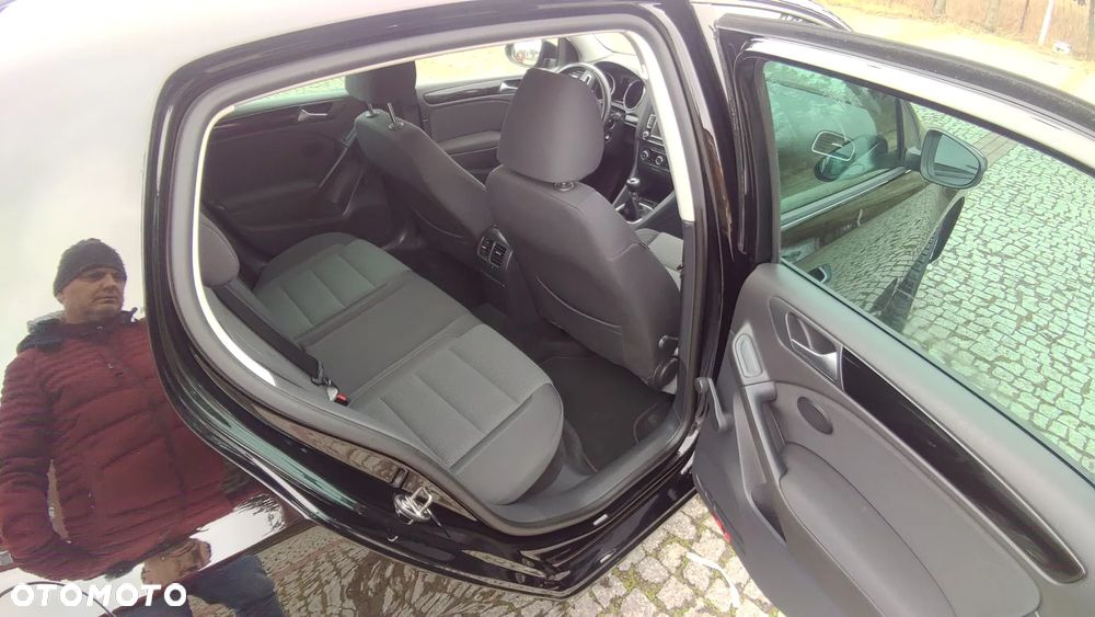 Volkswagen Golf 1.6 TDI BlueMotion Technology Comfortline - 17