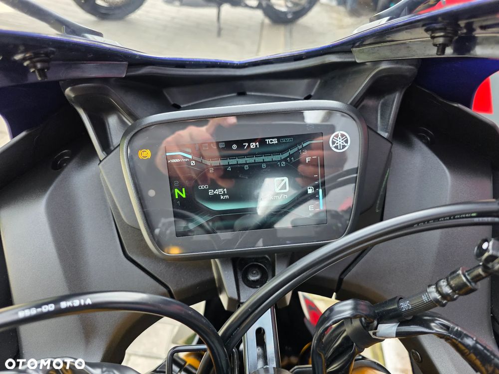 Yamaha YZF - 31