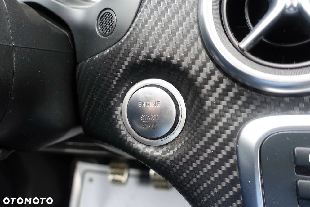 Mercedes-Benz Klasa A 200 CDI AMG Line - 28