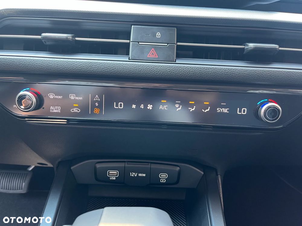 Kia XCeed 1.6 T-GDI M DCT - 22