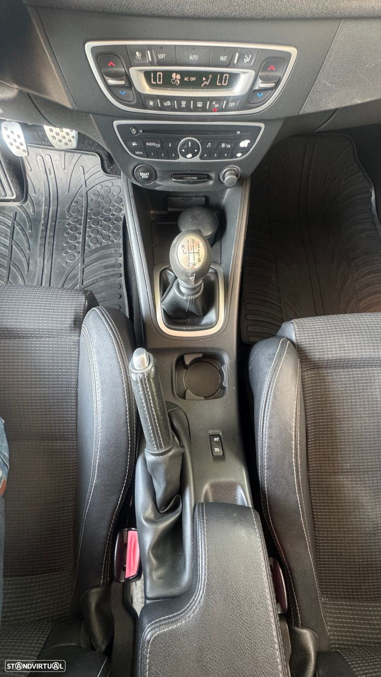 Renault Mégane Sport Tourer - 19