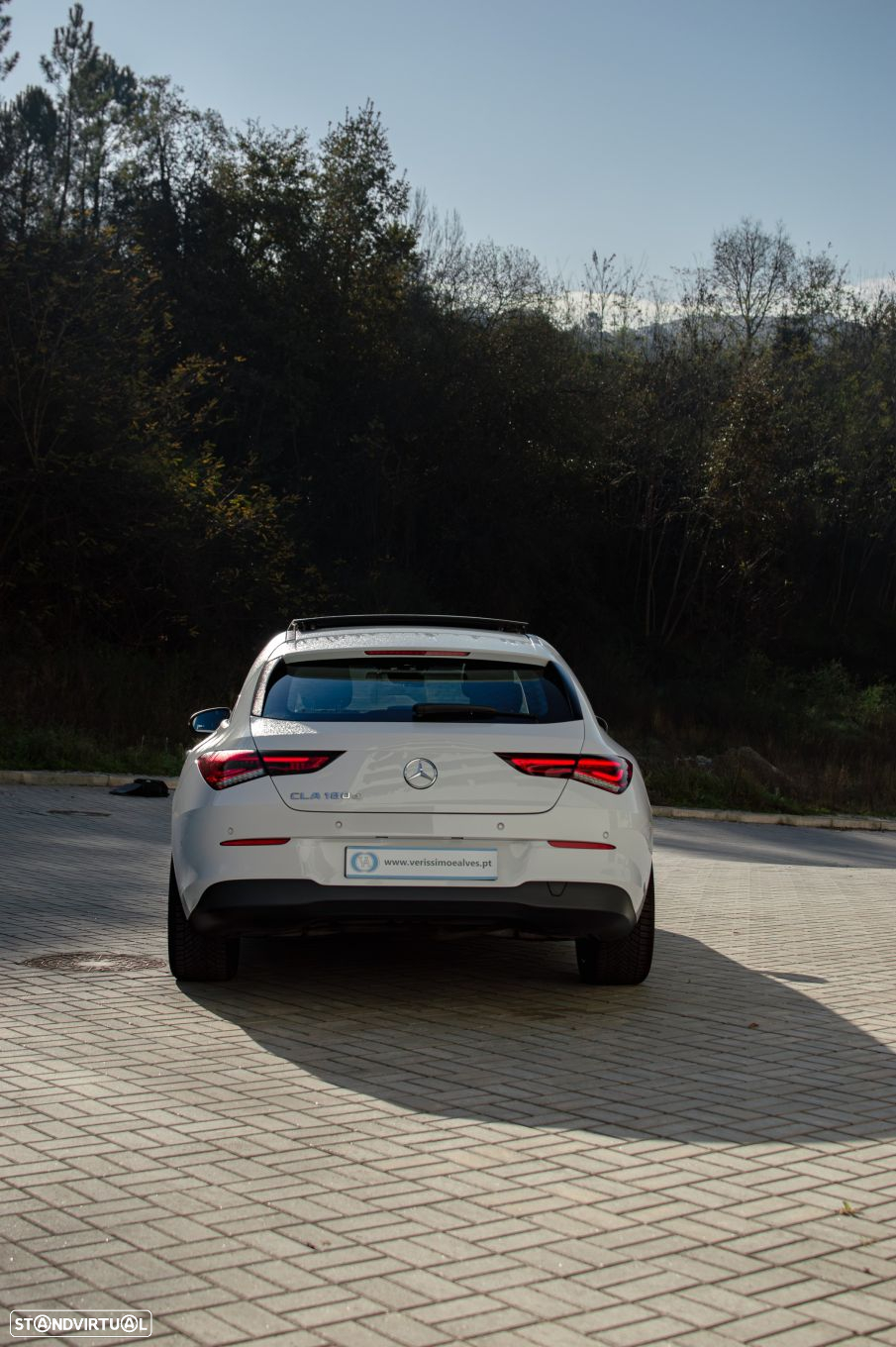 Mercedes-Benz CLA 180 - 50