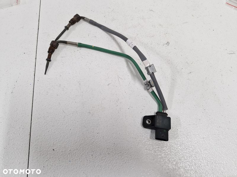 renault twingo 3 iii czujnik temperatury spalin 226407598r - 2