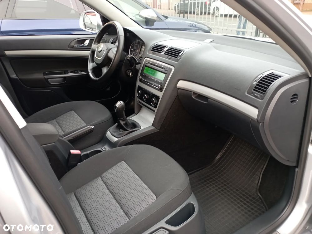 Skoda Octavia 1.4 TSI Ambition - 9