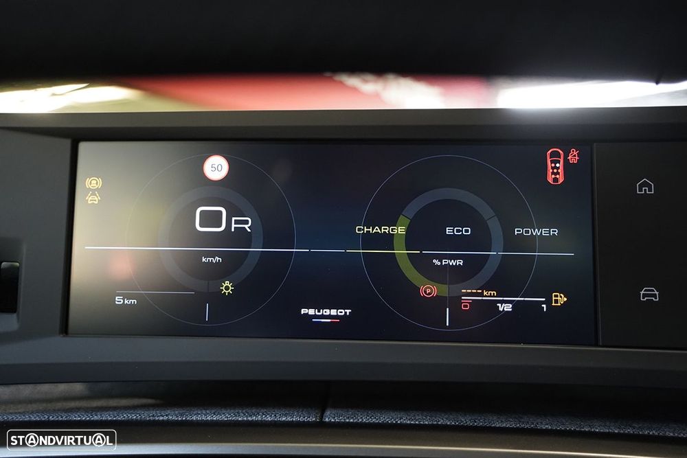 Peugeot 5008 1.2 Hybrid Allure Pack e-DCS6 - 12