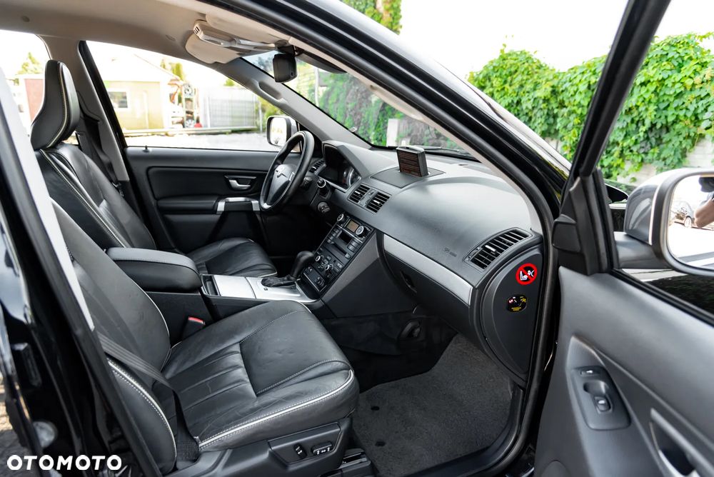 Volvo XC 90 D5 AWD Geartonic Executive - 26