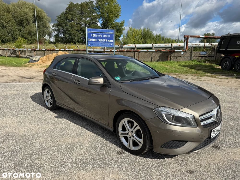 Mercedes-Benz Klasa A 180 (BlueEFFICIENCY) AMG Sport - 11