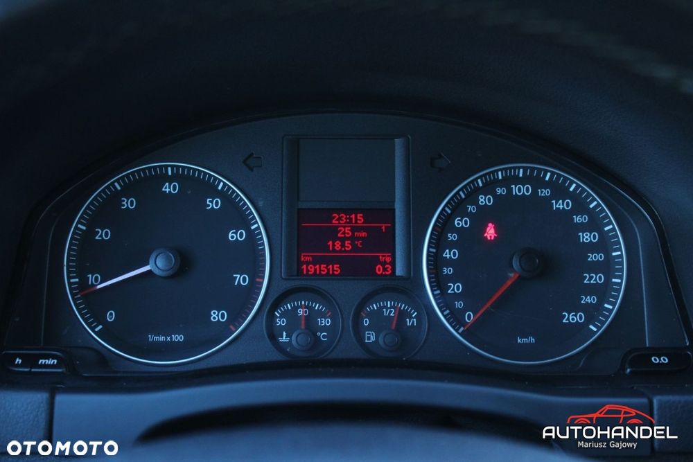 Volkswagen Golf Plus - 10