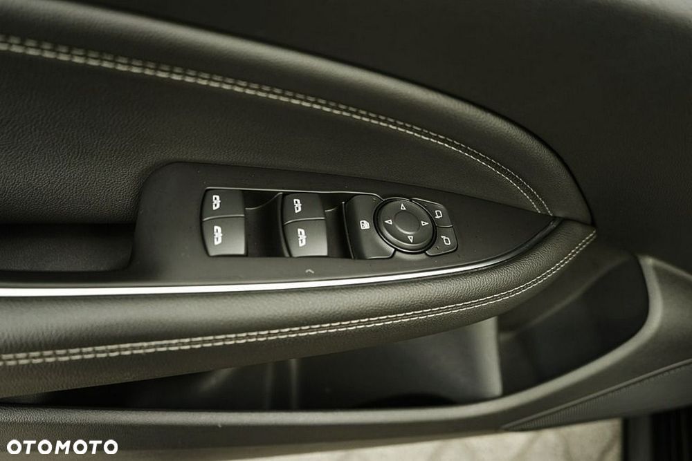 Opel Insignia 1.6 CDTI Sport - 10