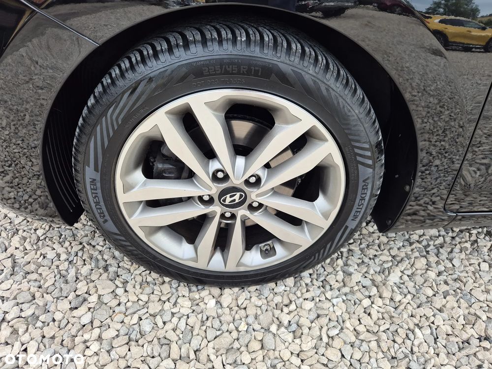 Hyundai i30 blue Kombi 1.6 GDi Passion - 4
