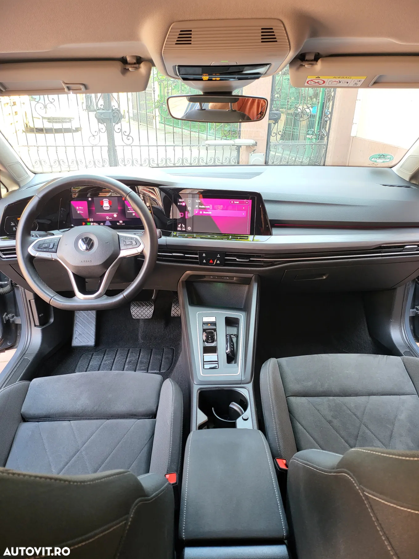 Volkswagen Golf - 11