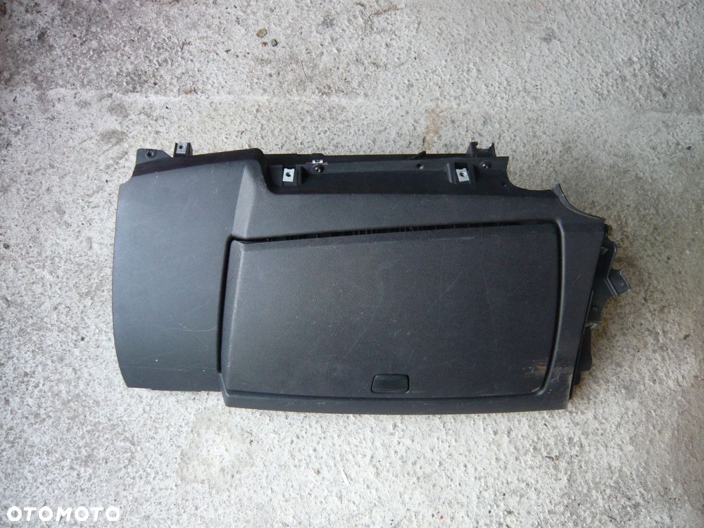 schowek deski pasażera 51457135696 bmw serii 1 e87 - 1