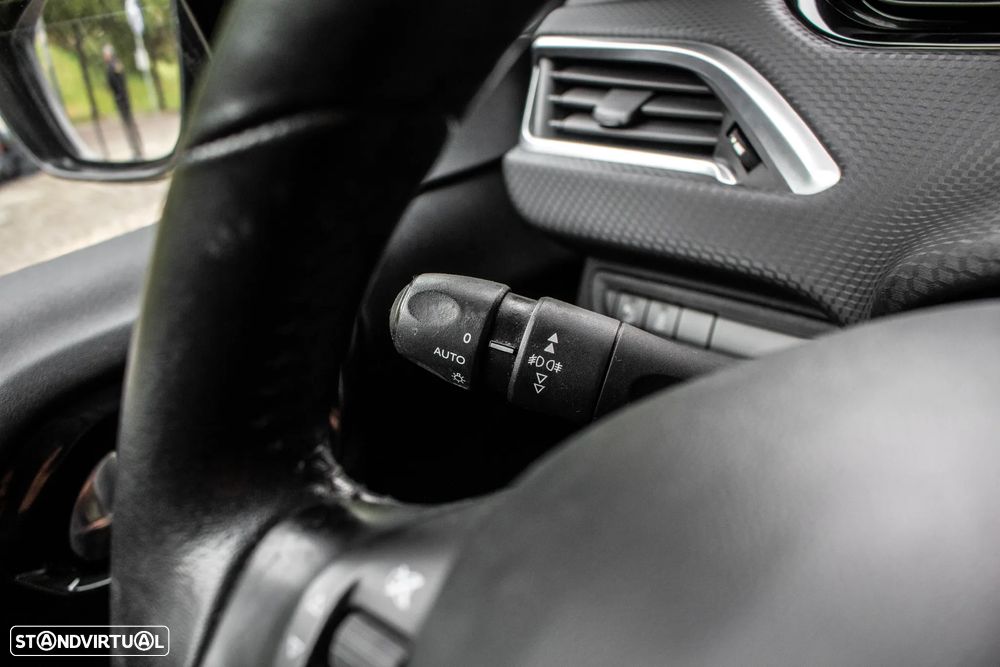 Peugeot 208 1.6 BlueHDi Active - 15