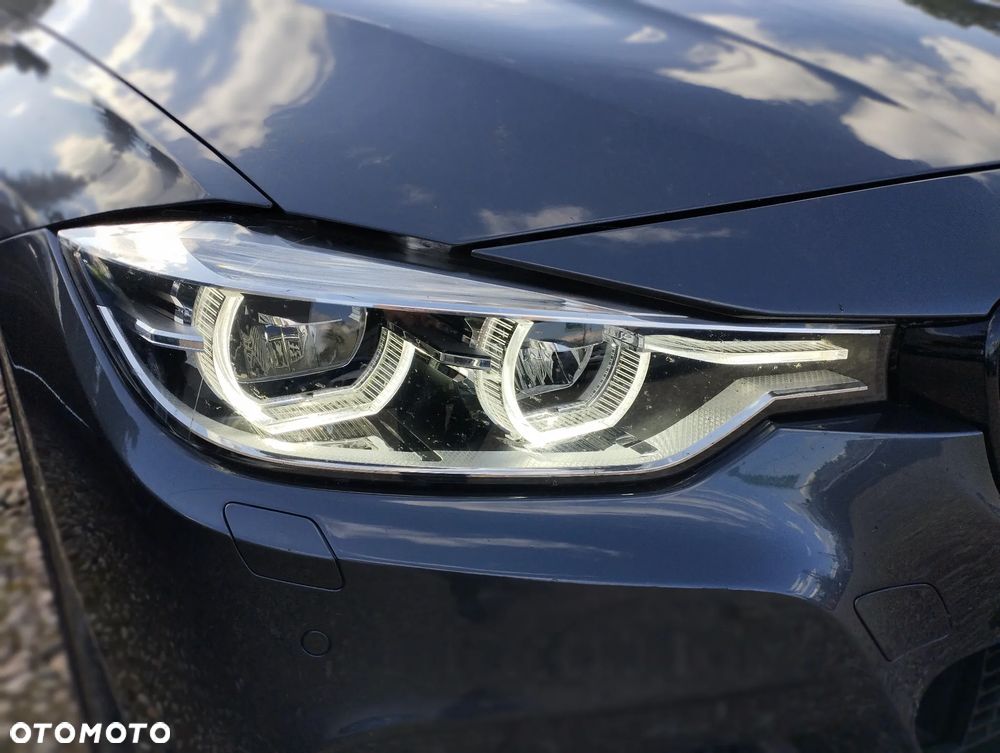 BMW Seria 3 340i GPF xDrive M Sport Shadow sport - 18