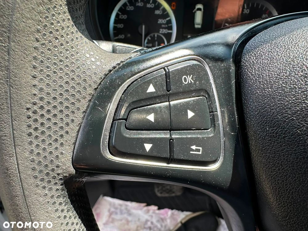 Mercedes-Benz VITO 2.1 diesel 190kM automat, WERSJA LONG L2H1, GWARANTOWANY PRZEBIEG! 2015 rok, ALUFELGI, CZUJNIKI PRKOWANIA, BEZWYPADKOWY! - 25