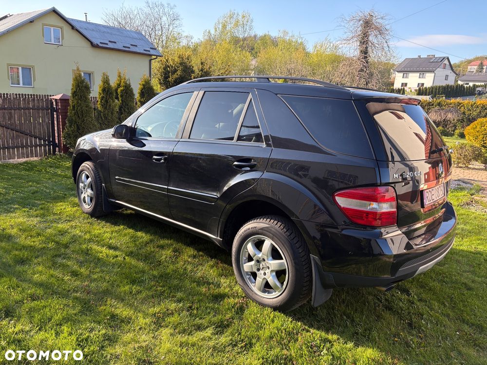 Mercedes-Benz ML 320 CDI 4Matic 7G-TRONIC - 5