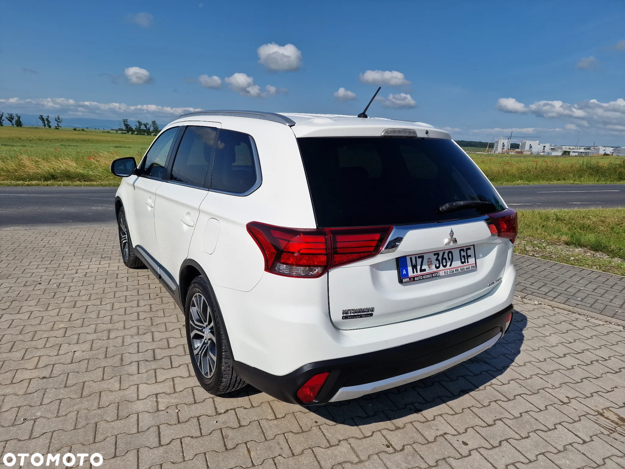 Mitsubishi Outlander 2.2 DID Intense + 4WD - 15