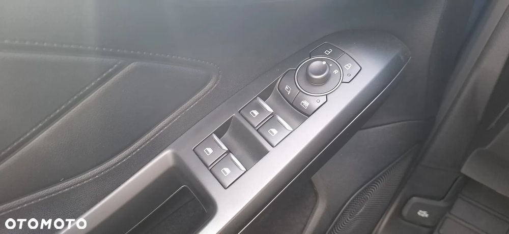 Ford Focus 1.0 EcoBoost mHEV Titanium - 30