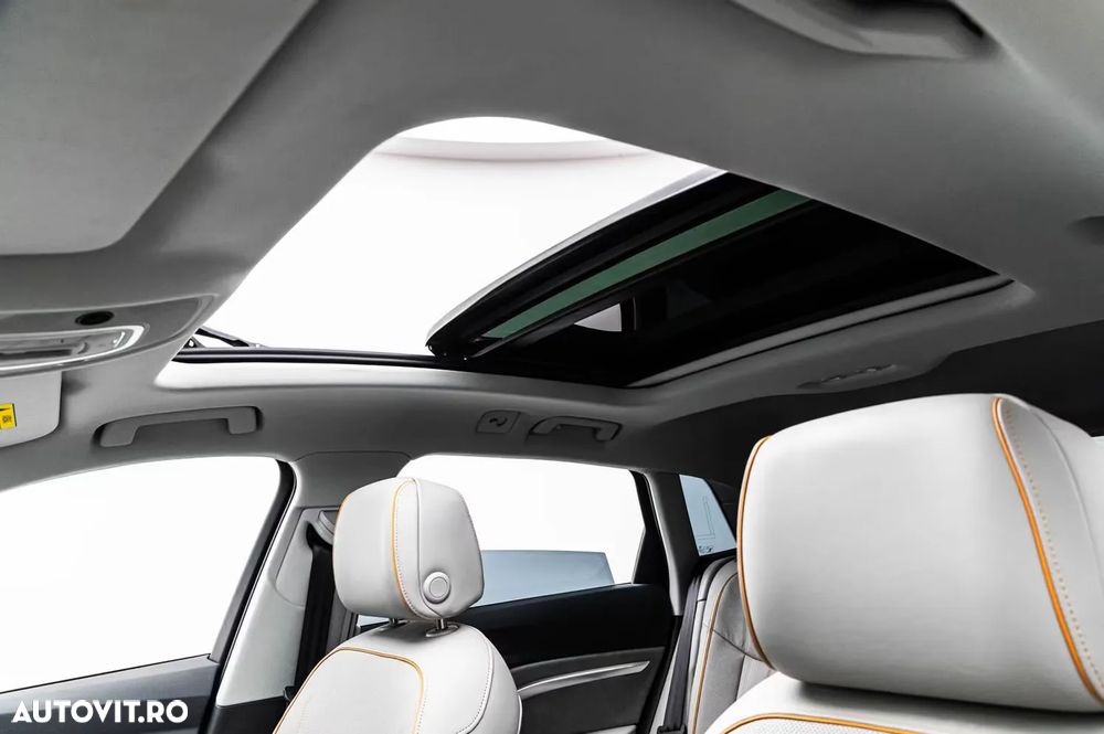 Audi Q8 e-tron - 13
