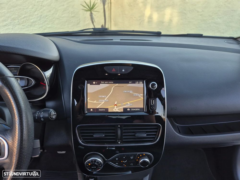 Renault Clio Sport Tourer 1.5 dCi GT Line - 25