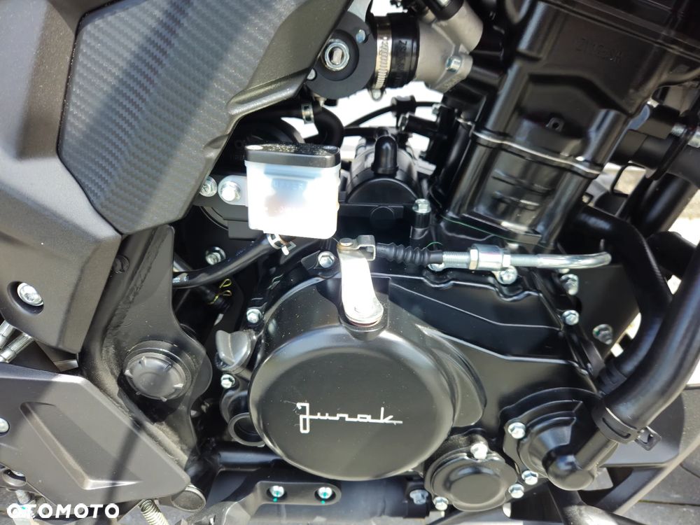 Junak RX One - 22