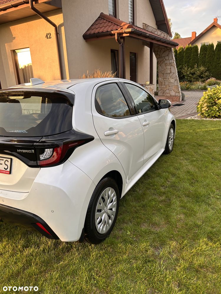 Toyota Yaris - 4
