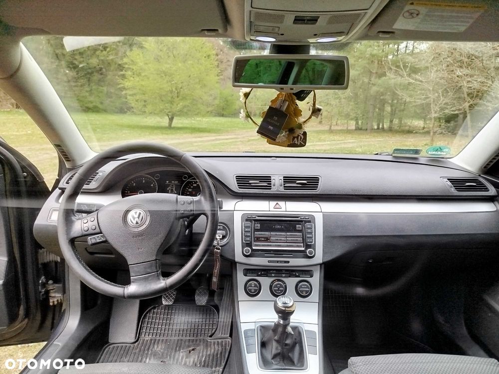Volkswagen Passat - 7