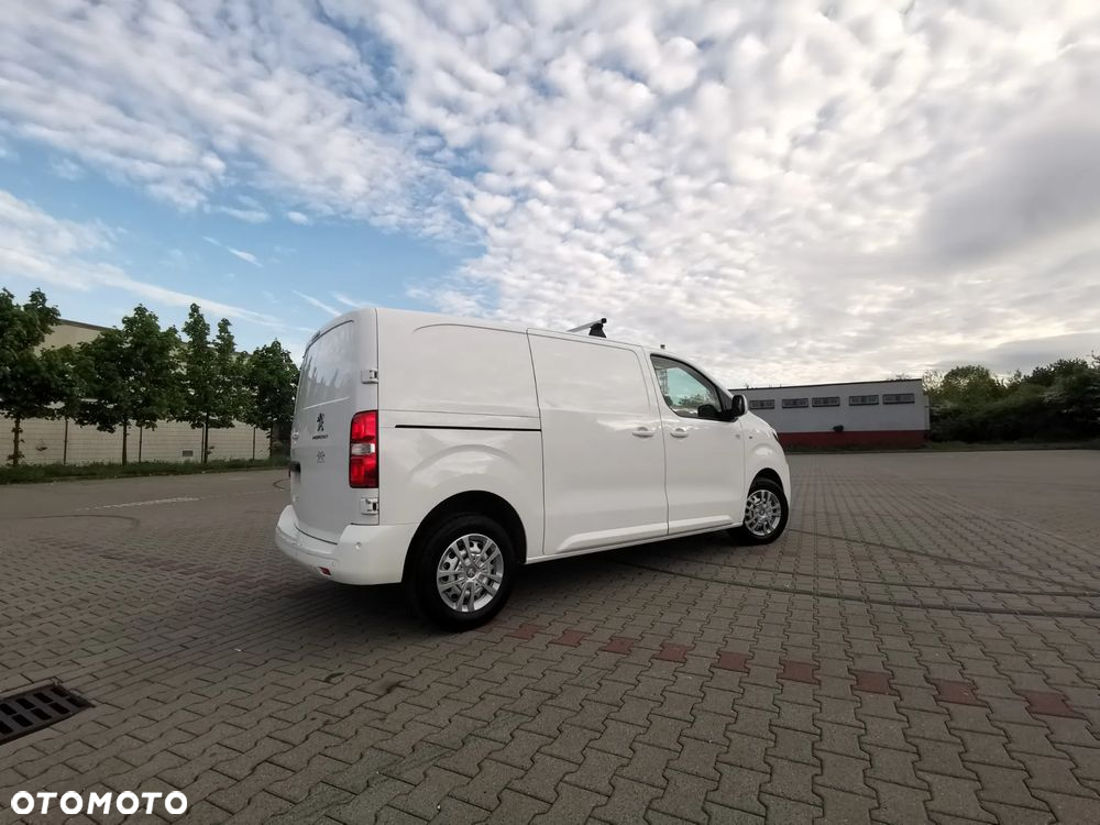 Peugeot Expert L2H1 FlexCab Grip - 5
