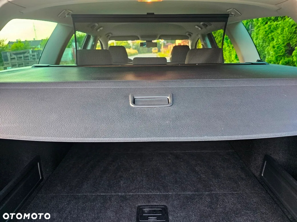 Volkswagen Passat Variant 2.0 TDI Highline - 15