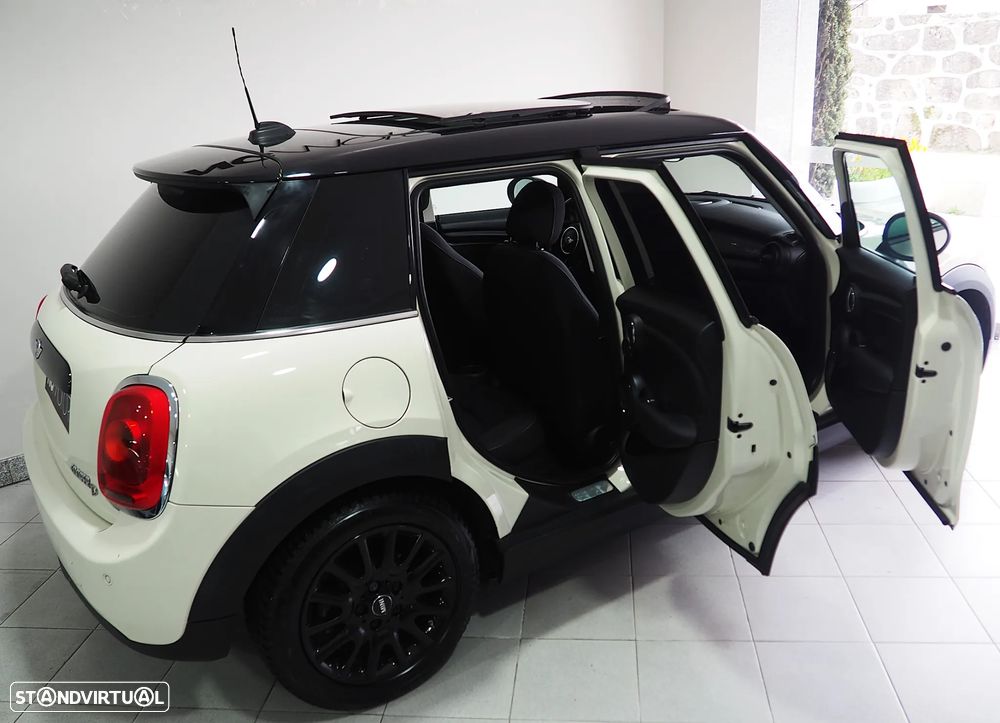 MINI 5 Portas Cooper D Aut. - 12